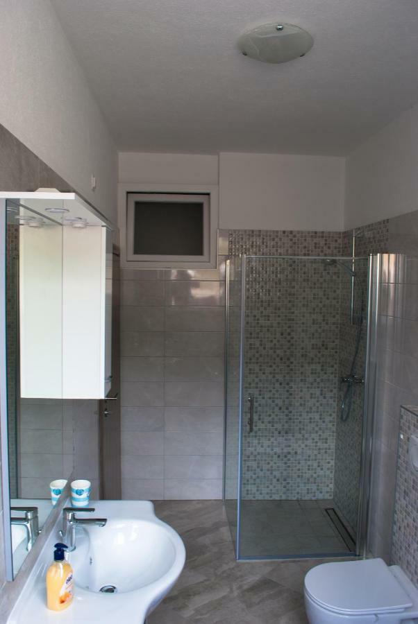 Iva Apartment Kastela Exterior photo